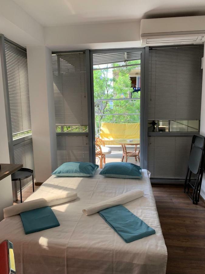 Lilia 3 Self-Check In Apartment With Hot Water Despite Prevention In The Neighborhood, Food And Drink Shop Open Until 10 Pm And Free Parking Area Next Ot 24 Hours Food And Drink Shop And Free Parking Area Sófia Exterior foto